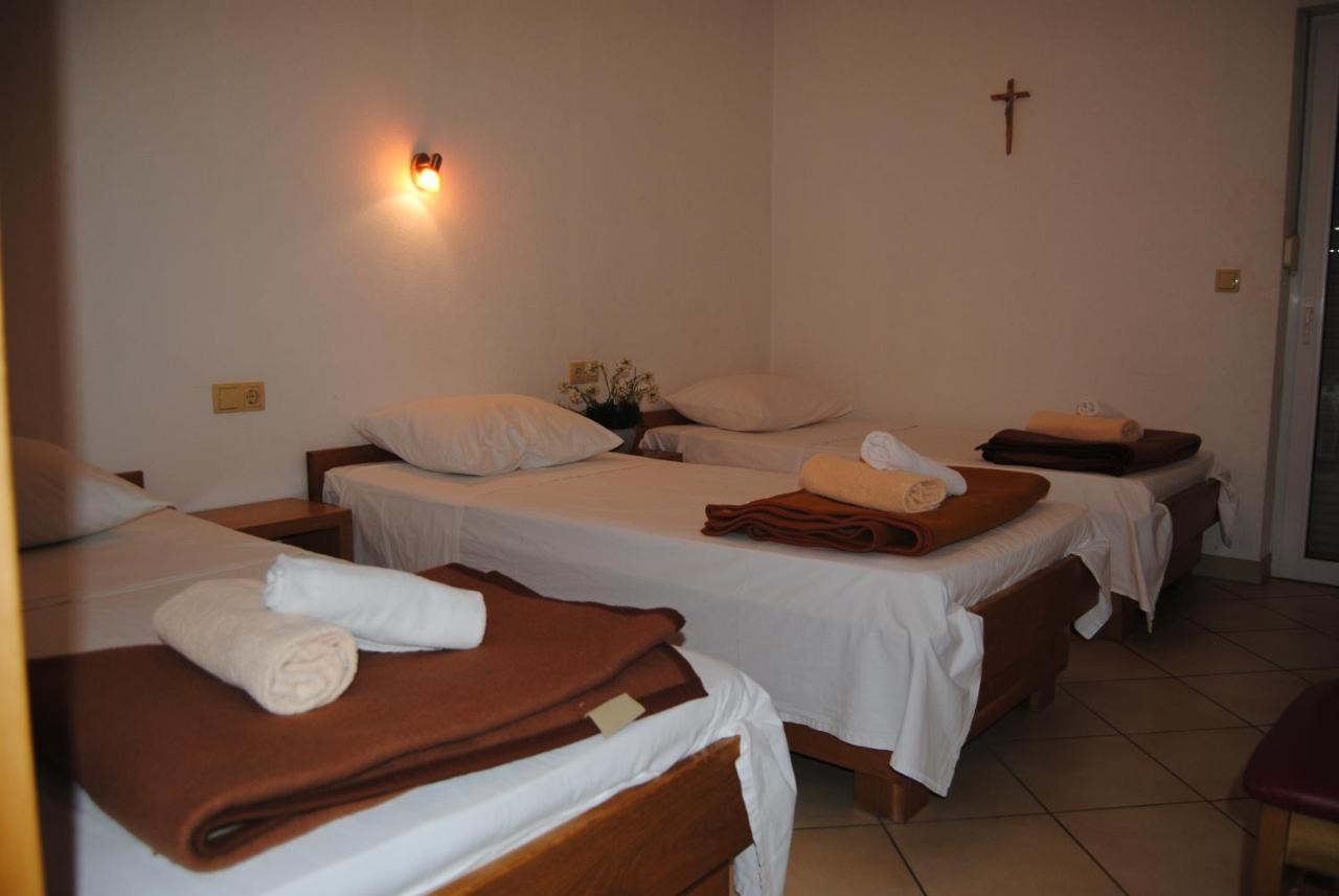 Hotel Pansion Nadja à Međugorje Extérieur photo
